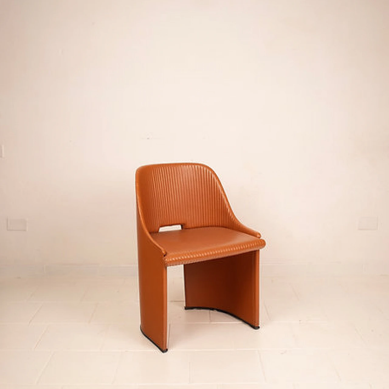 Artona 8551 armchair by Afra and Tobia Scarpa for Maxalto, 1980s 10