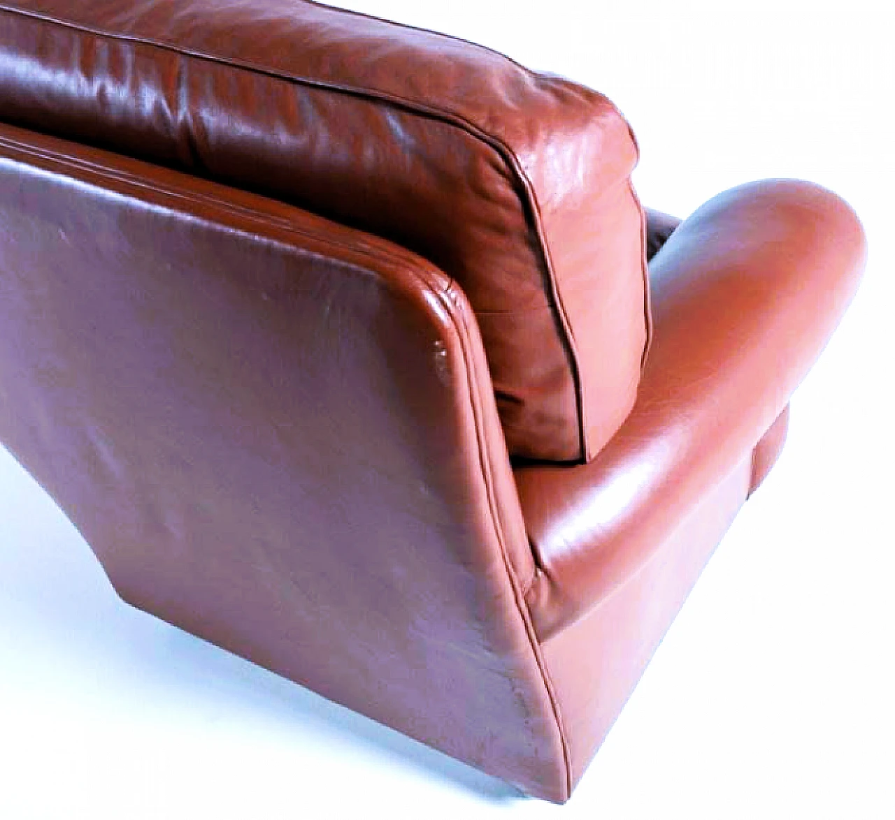 Pair of brown leather Dream armchairs by Poltrona Frau, 1980s 6