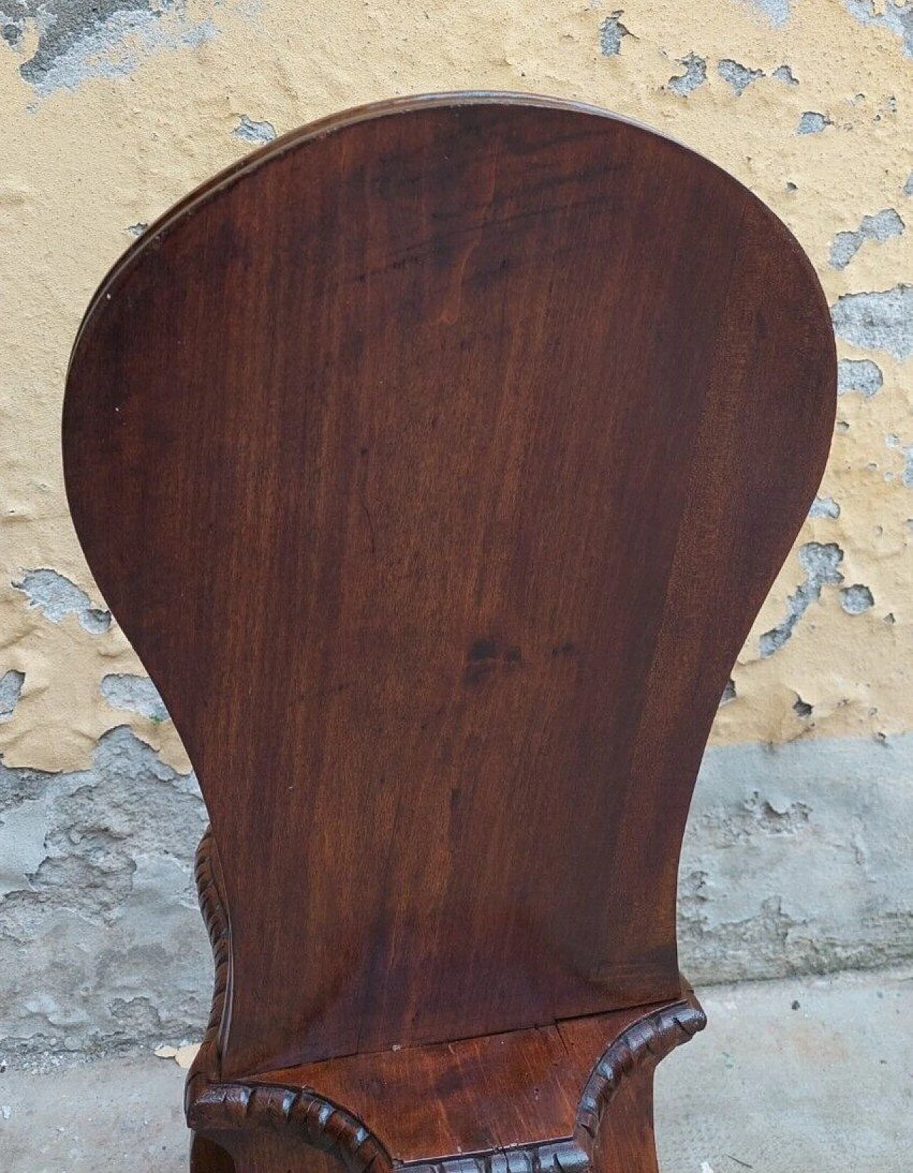 Pair of carved wood chairs with poets and lyre, late 19th century 8