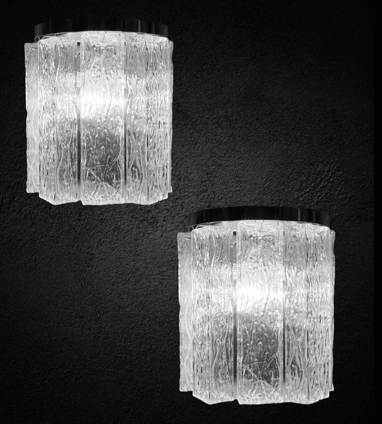 Pair of appliques in Murano glass & metal in Venini's style, 1960s 1