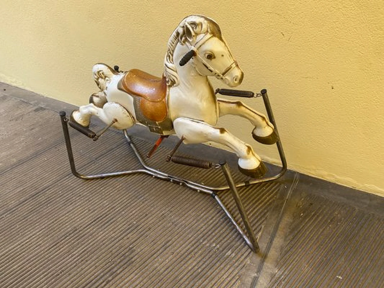 Rocking horse, 1950s 2