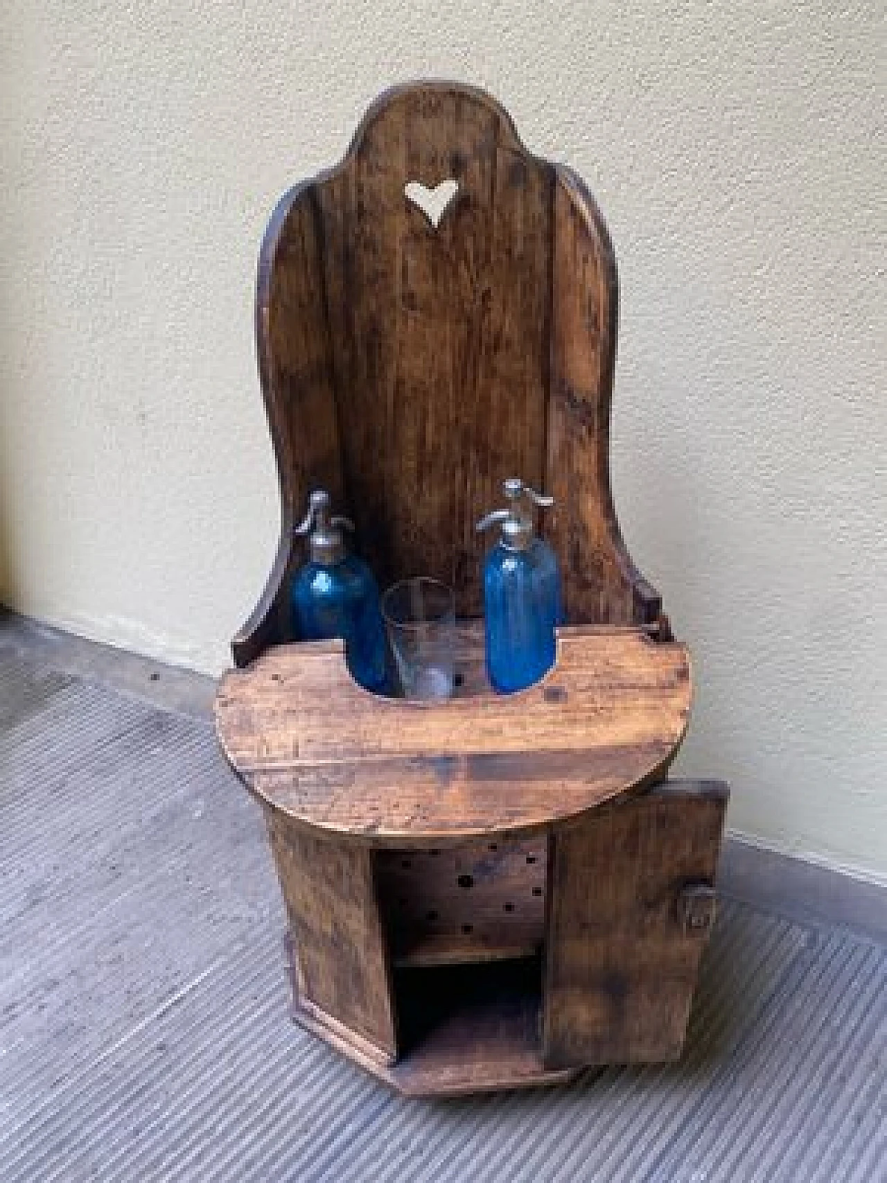 Wooden high chair, late 19th century 6