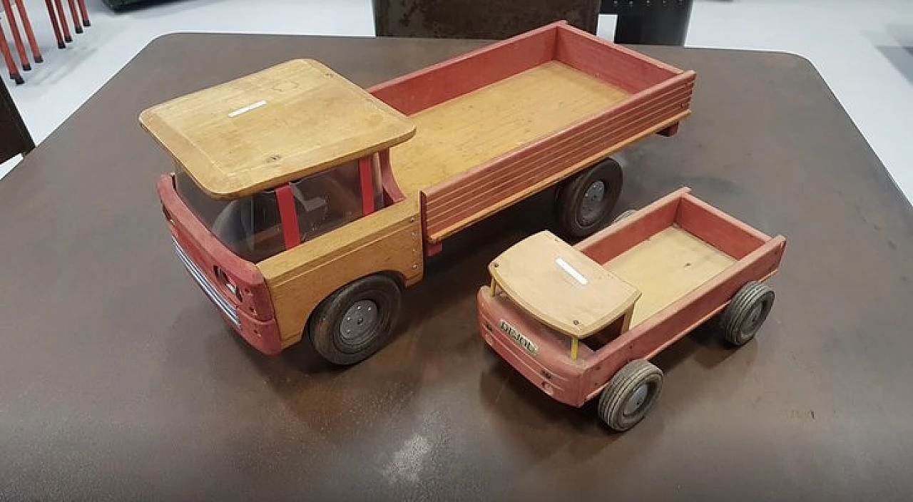 Pair of model trucks by Dejou, 1950s 1