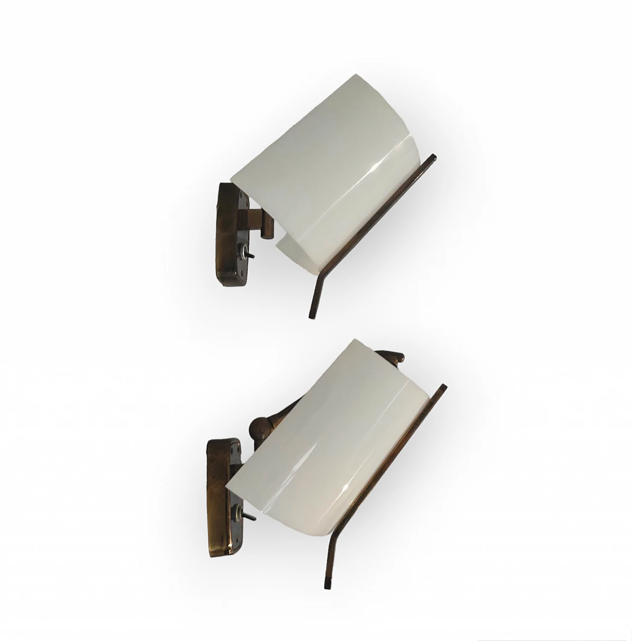 Pair of perspex and metal 2095 wall lights by Stilnovo, 1950s 1