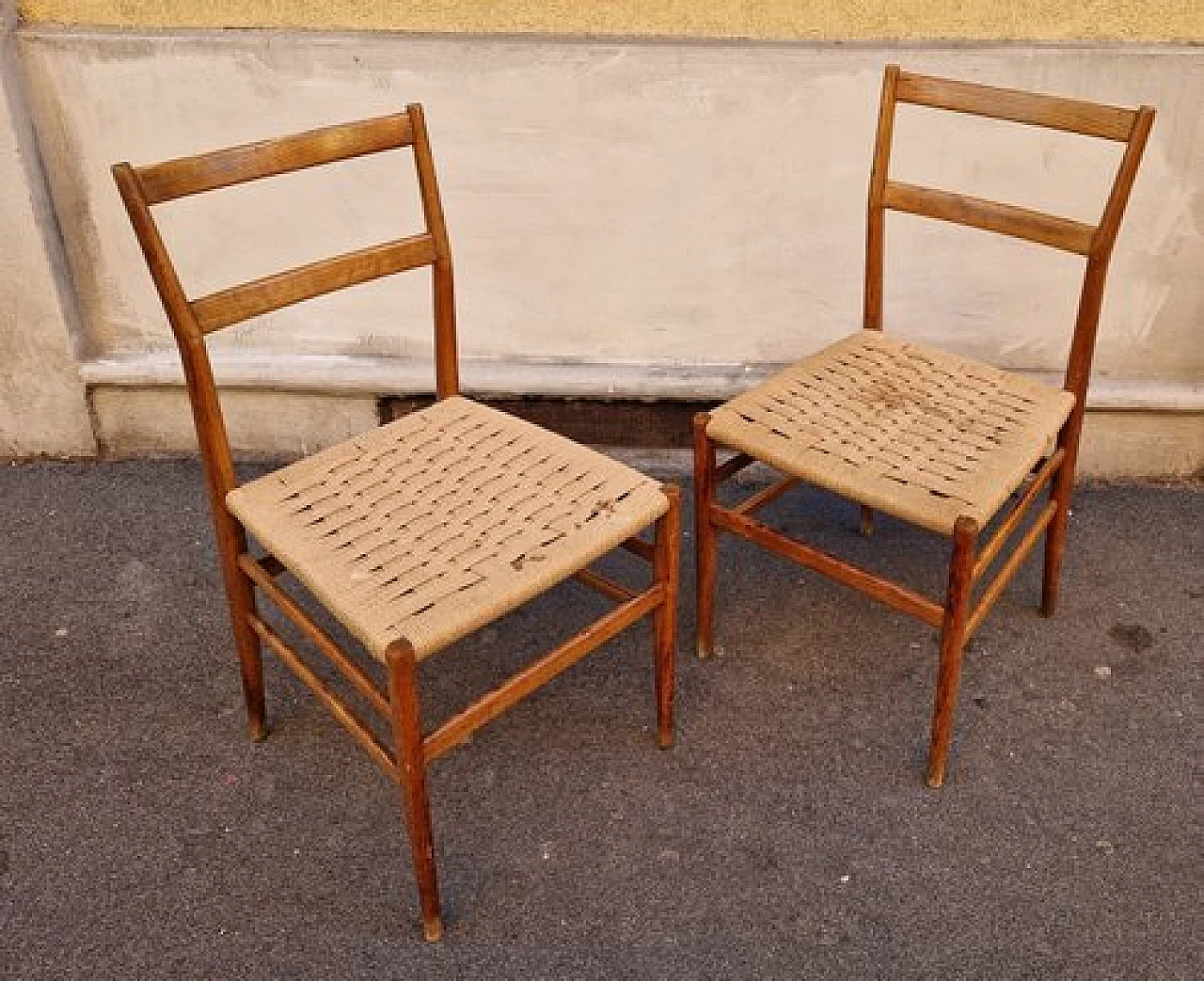 Pair of Leggera chairs by Gio Ponti for Cassina, 1950s 1