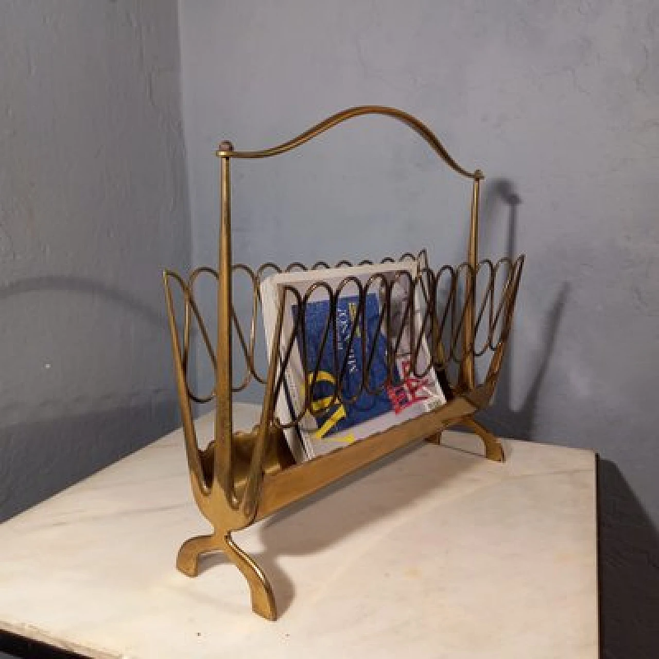 Magazine rack in gilded brass by Gio Ponti, 1950s 1