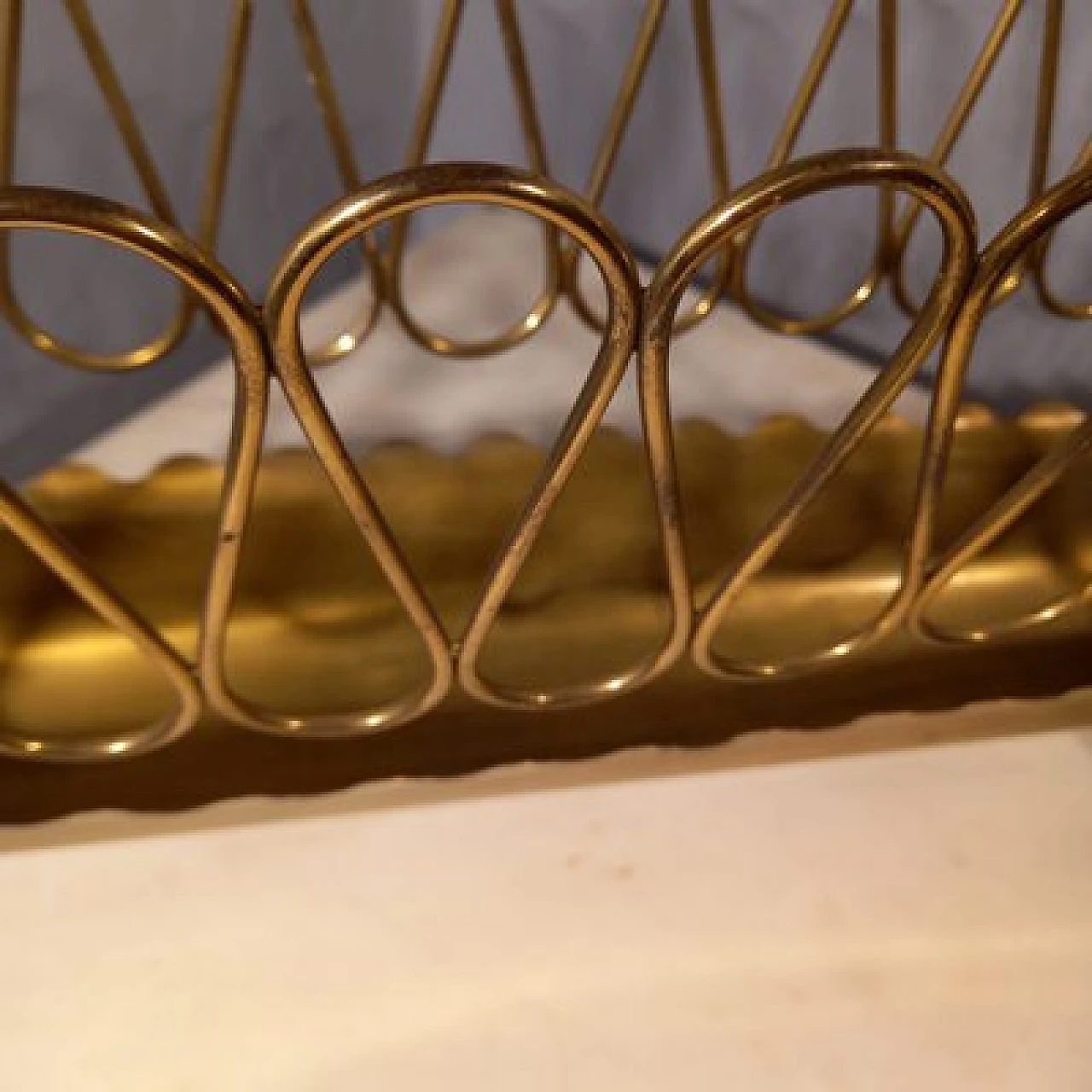 Magazine rack in gilded brass by Gio Ponti, 1950s 9