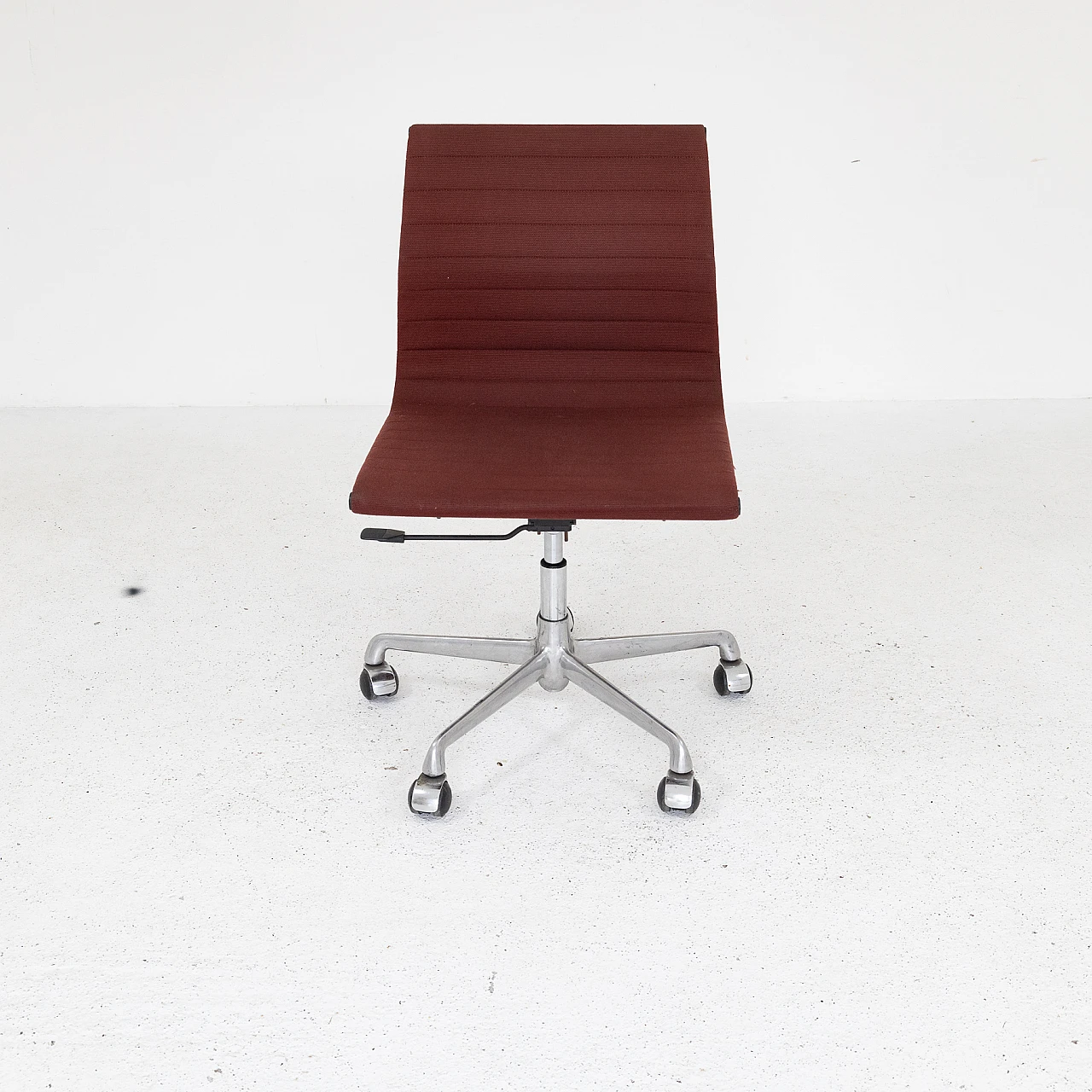 Office chair by Charles & Ray Eames for ICF, 1980s 3