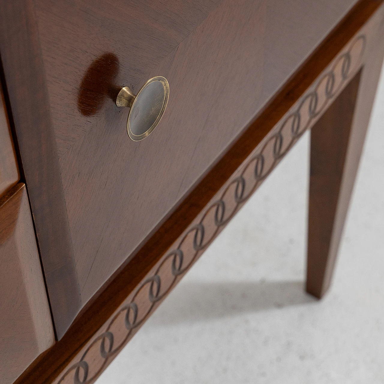 Walnut sideboard with carved details, 1930s 8