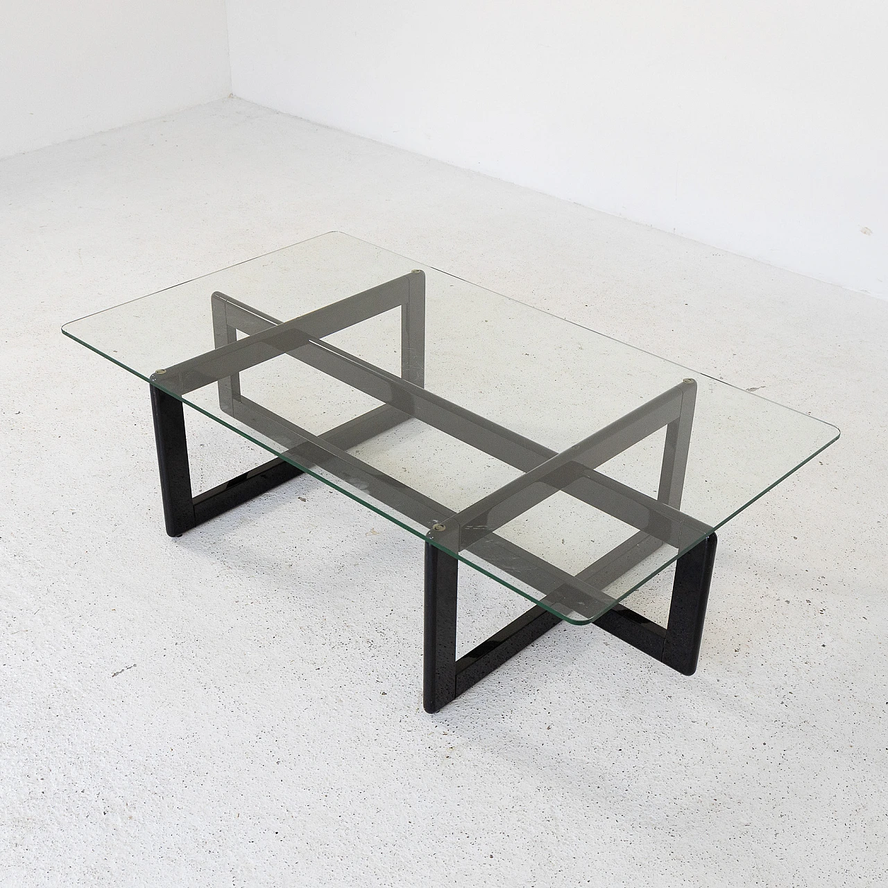 Jonathan coffee table by Francesco Soro for ICF, 1980s 3