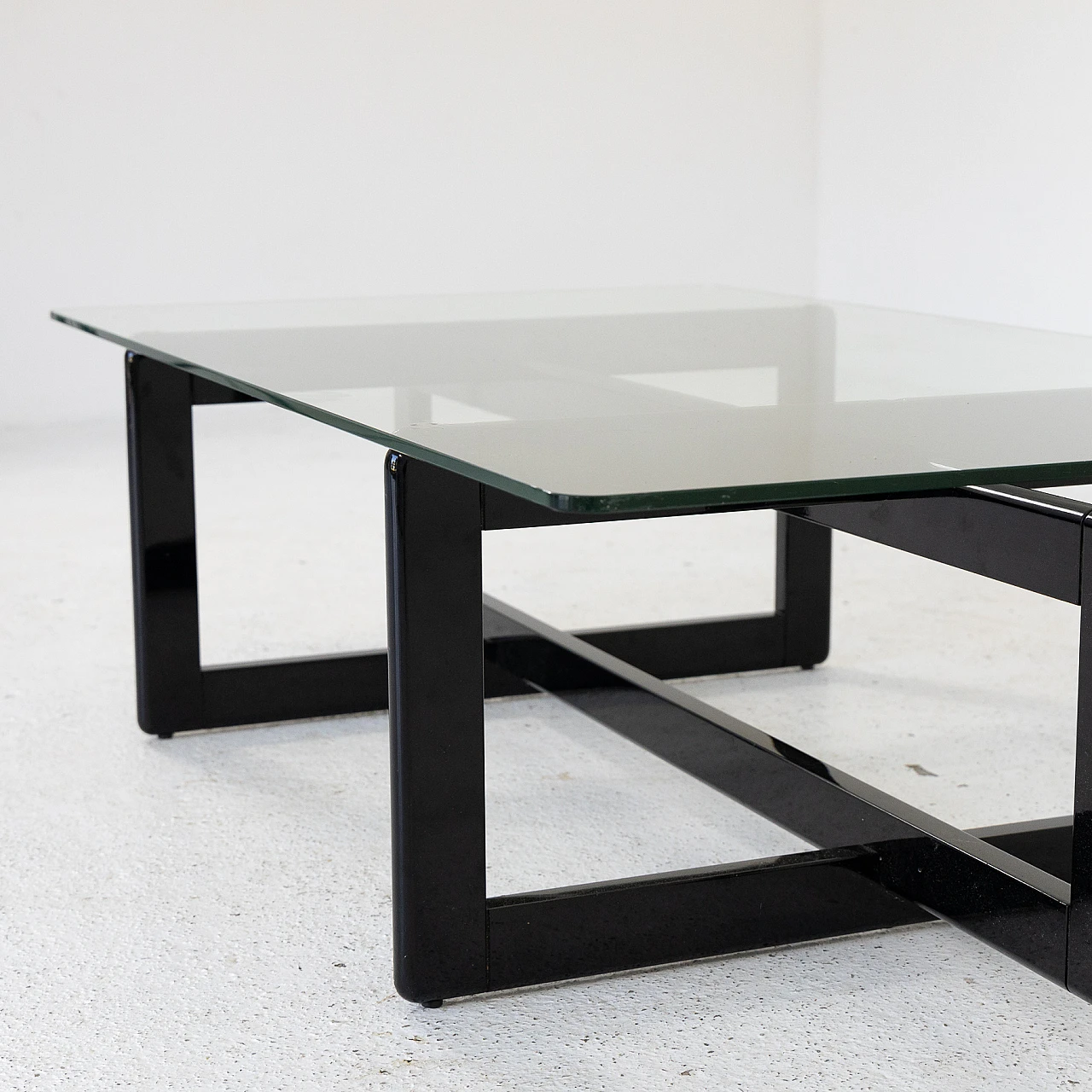 Jonathan coffee table by Francesco Soro for ICF, 1980s 5