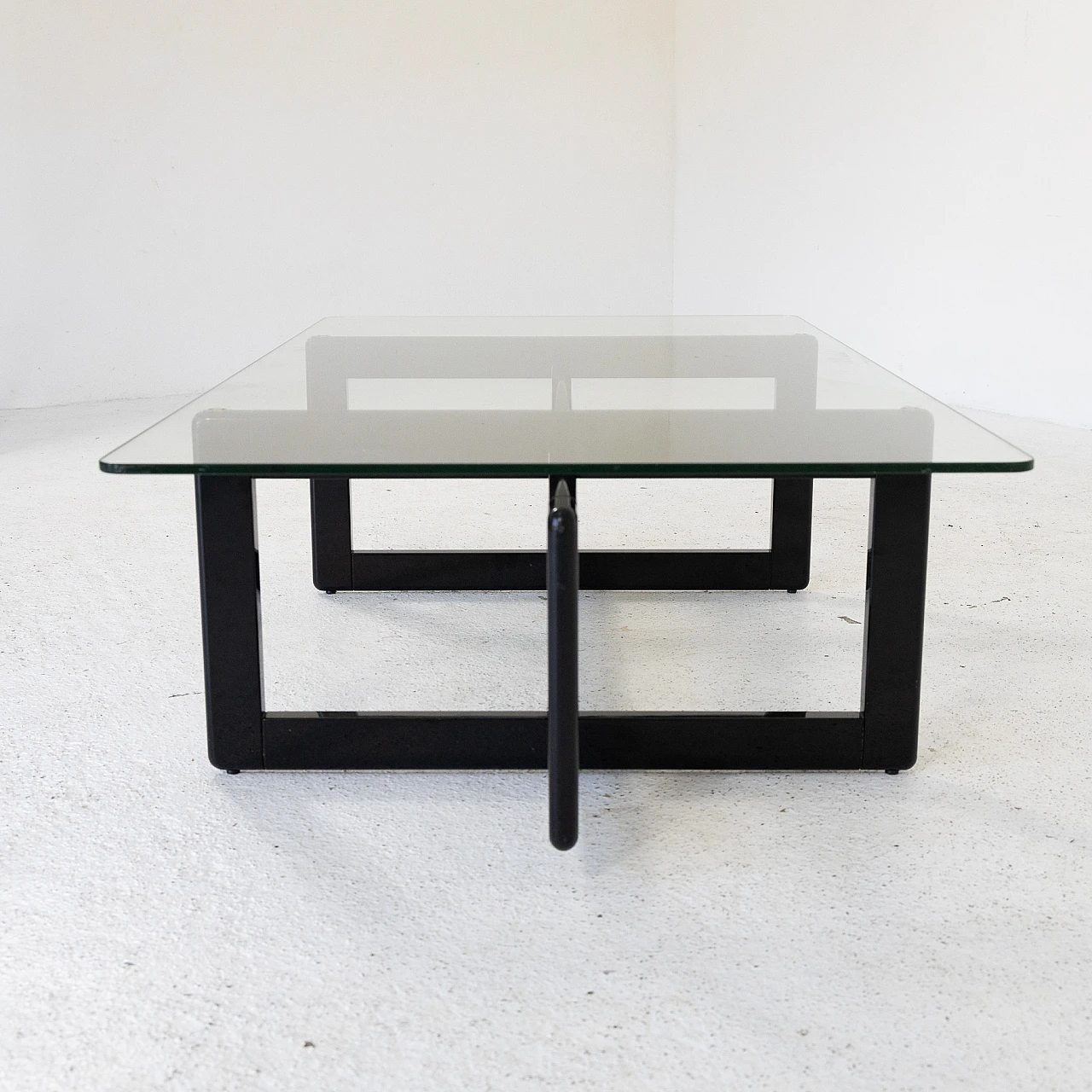 Jonathan coffee table by Francesco Soro for ICF, 1980s 7