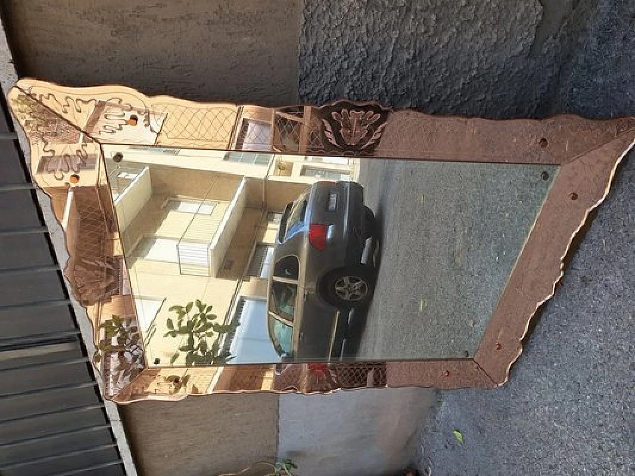 Mirror in pink glass by Gio Ponti for Fontana Arte, 1950s 4