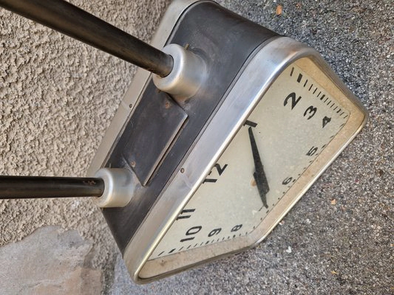 Ceiling clock in aluminum by Gio Ponti for Enrico Boselli, 1940s 2