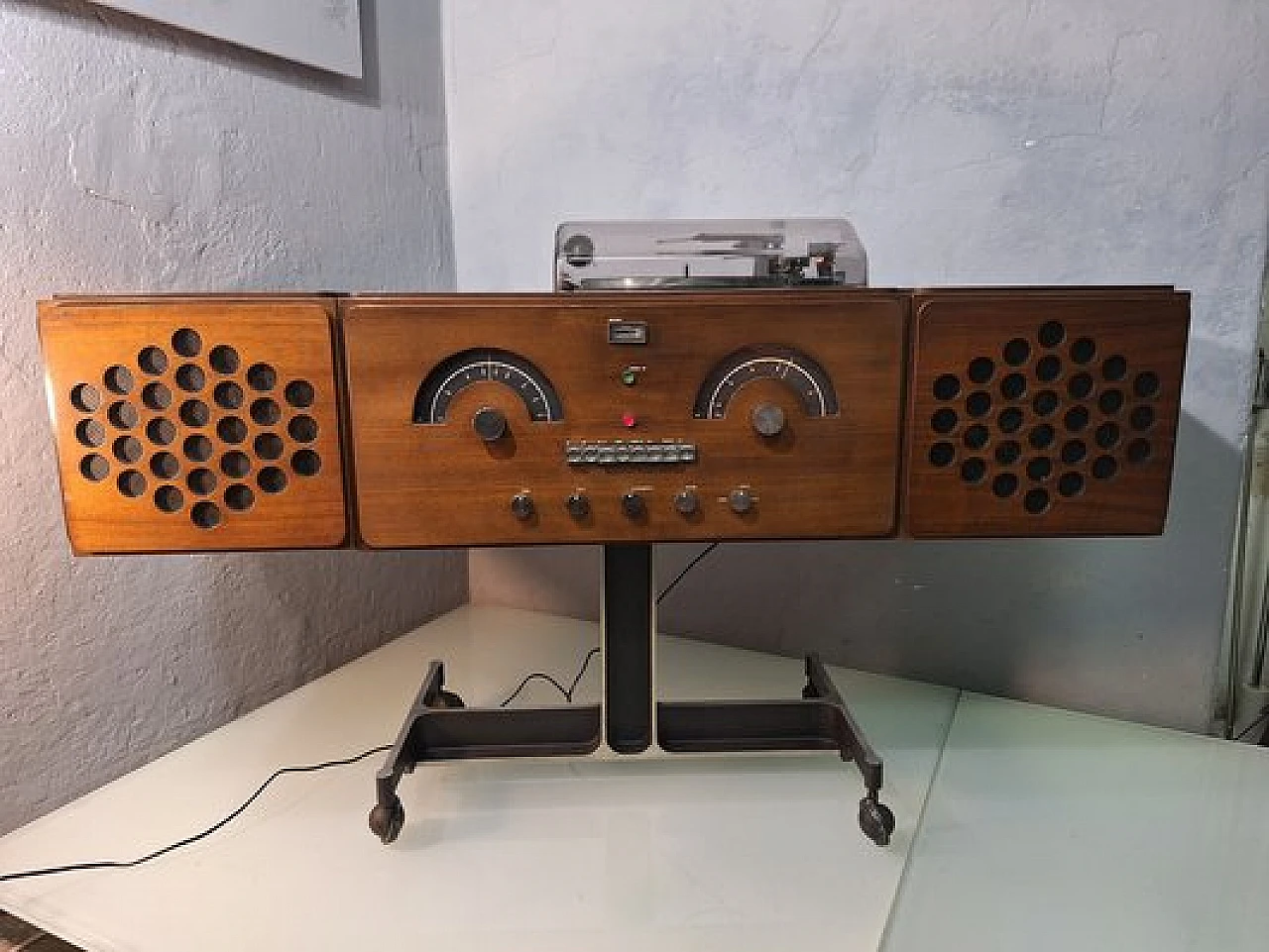 Radio RR126 Canaletto in noce di A Castiglioni per Brionvega, anni '80 3
