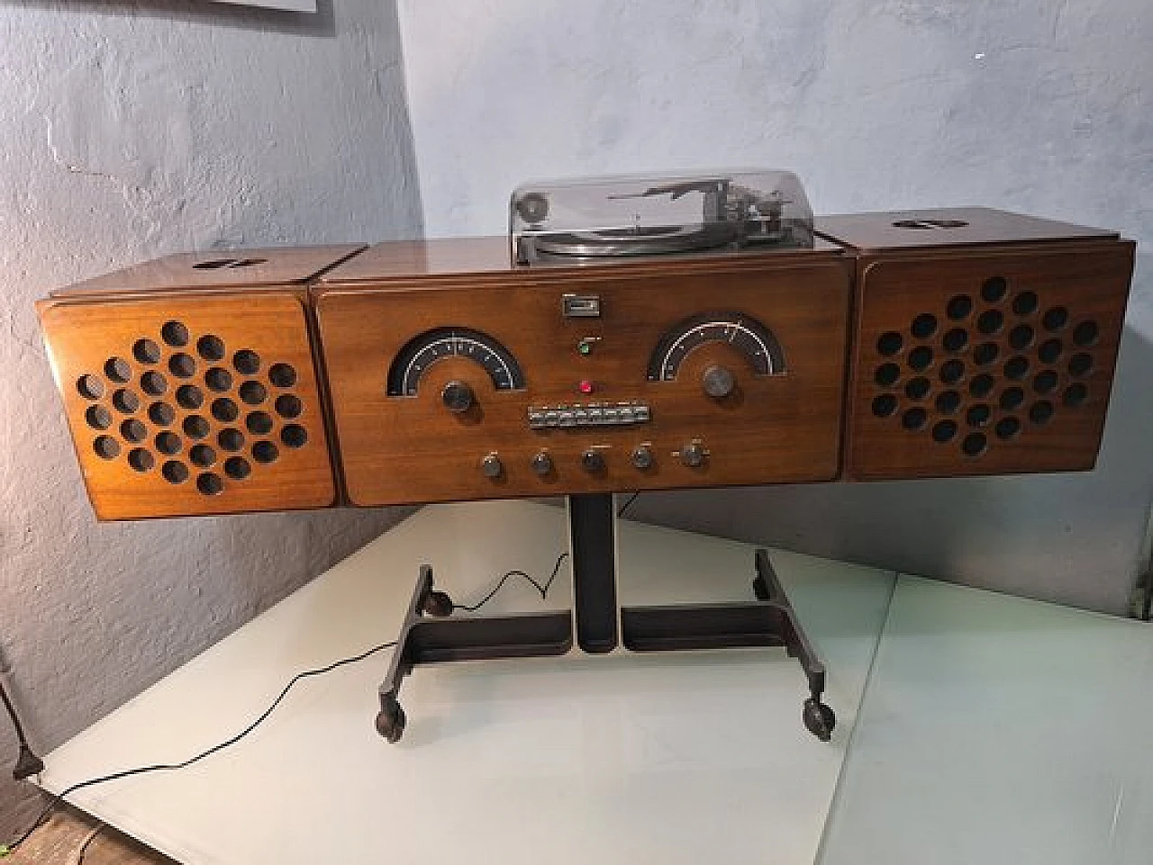 Radio RR126 Canaletto in noce di A Castiglioni per Brionvega, anni '80 6