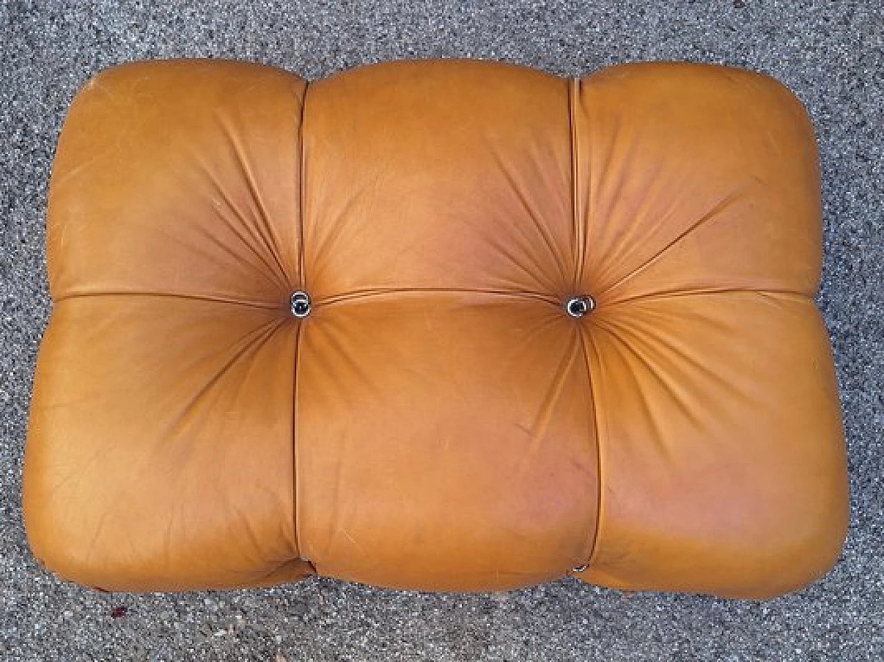 Camaleonda leather pouf by Mario Bellini for C&B Italia, 1979 5