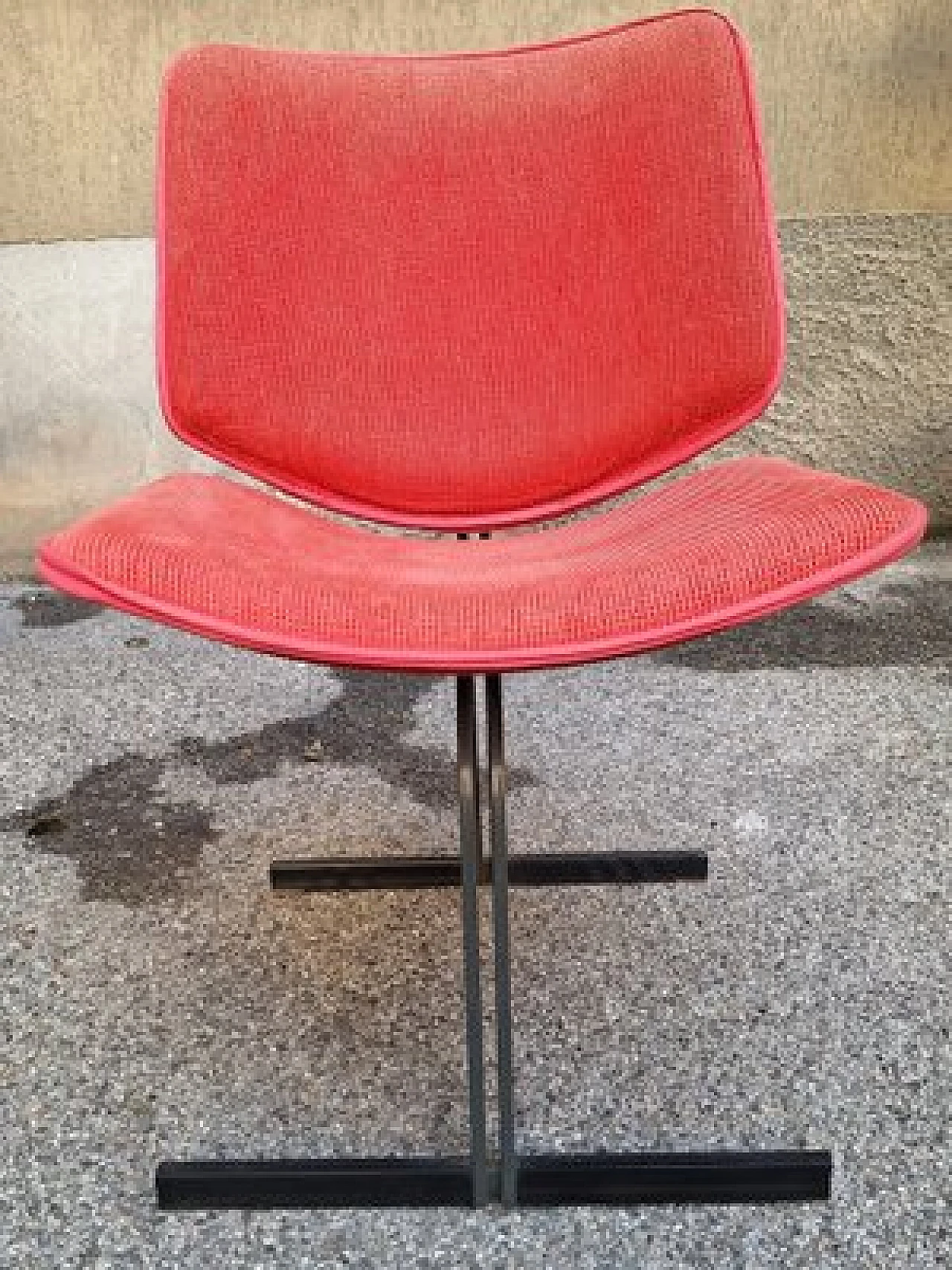 4 Chairs in iron and red fabric by G. Offredi for Saporiti, 1970s 5