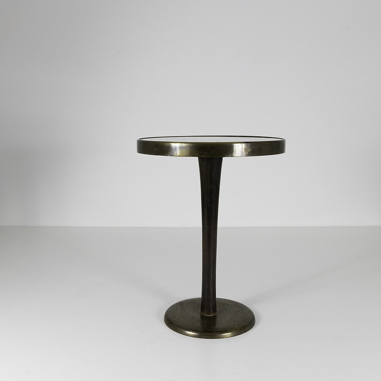 Round walnut, mirrored glass and brass coffee table, 1940s 3