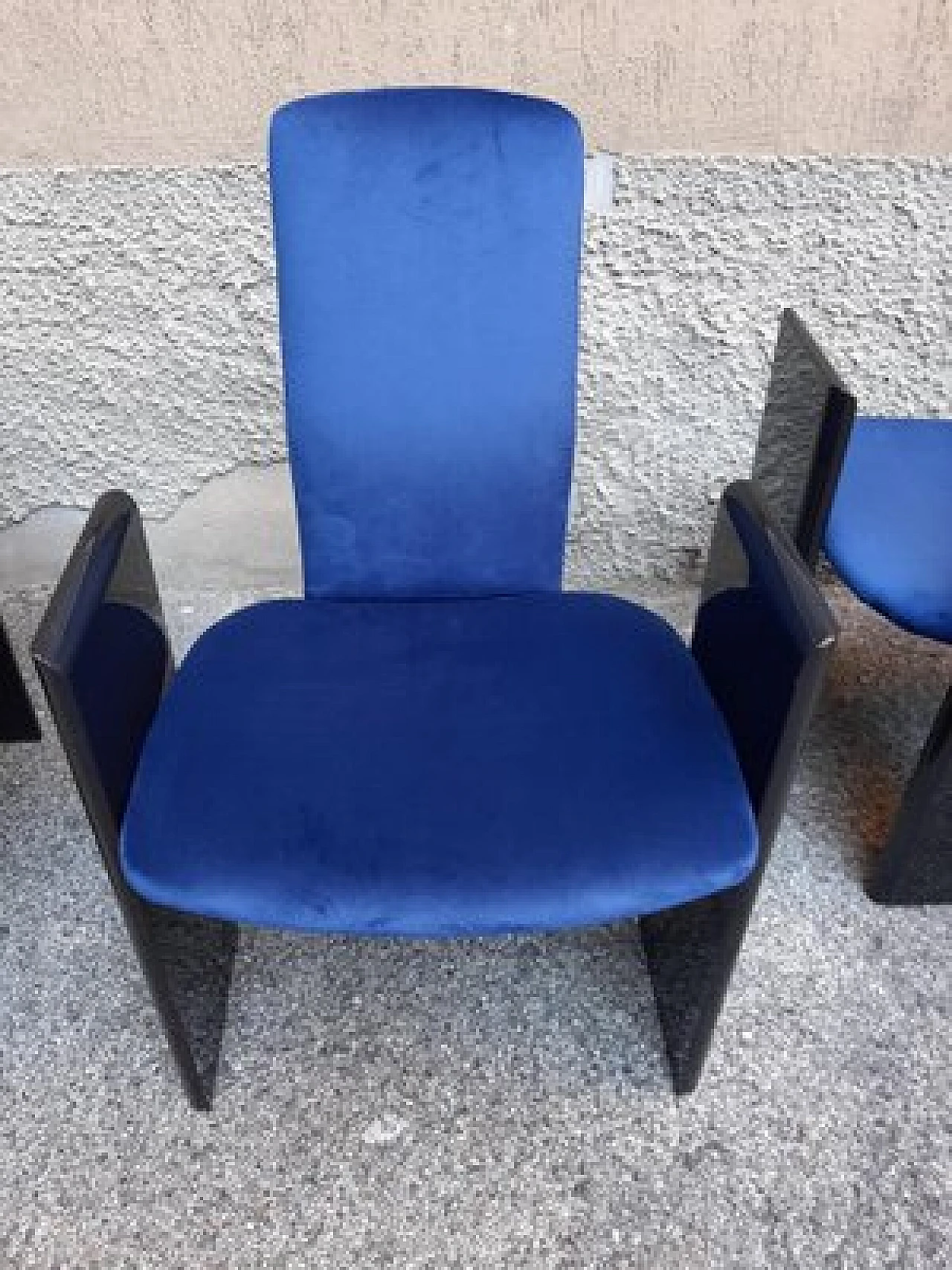 6 Dining chairs in black & blue by M. Kawakami from Arflex, 1960s 6