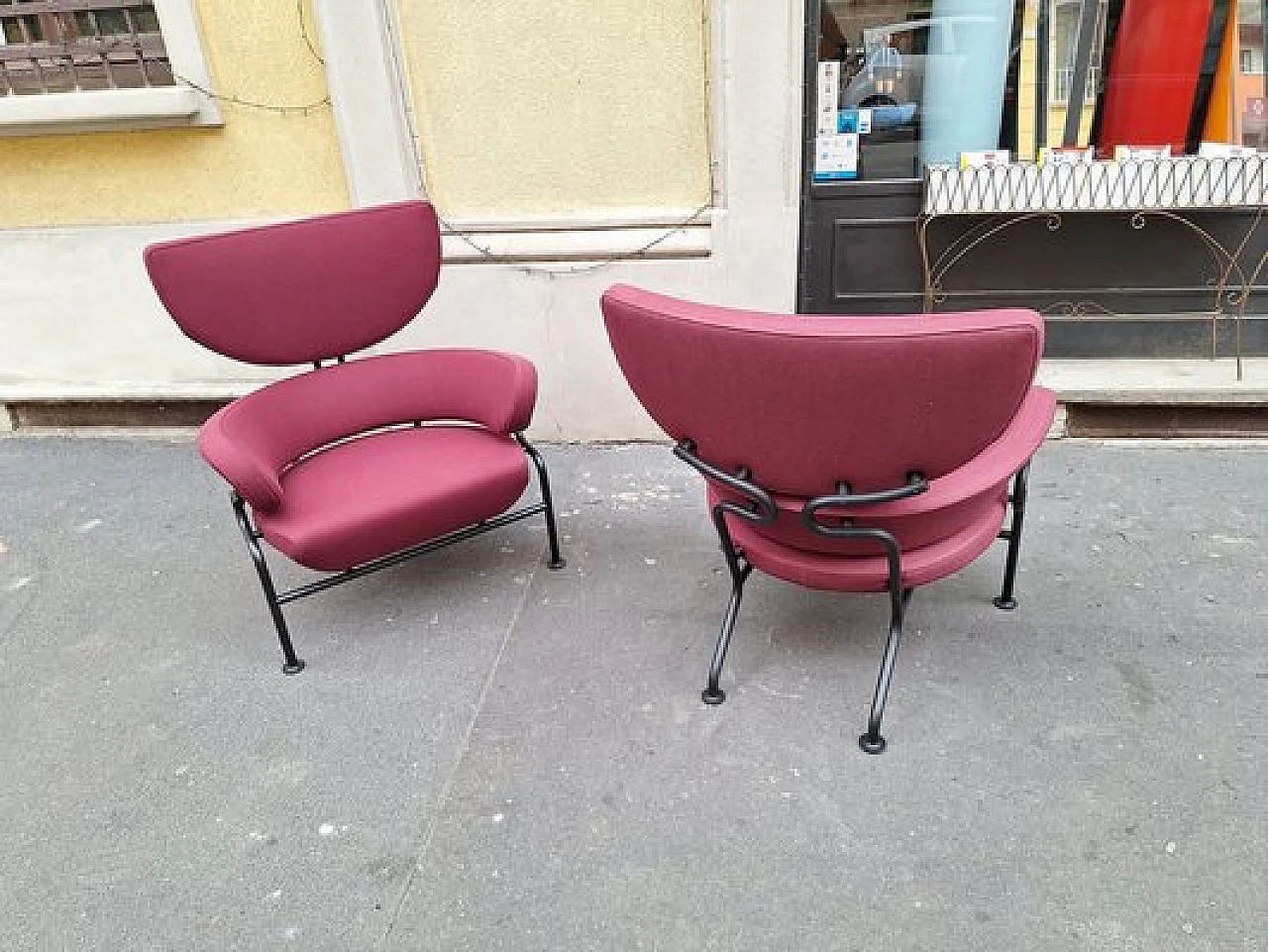 Pair of burgundy armchairs by Franco Albini for Cassina, 1990s 2