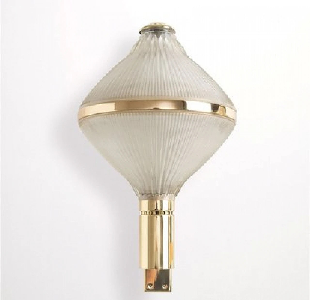 Pair of wall sconces in glass & brass by BBPR for Artemide, 1960s 3