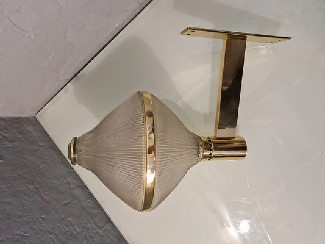 Pair of wall sconces in glass & brass by BBPR for Artemide, 1960s 8