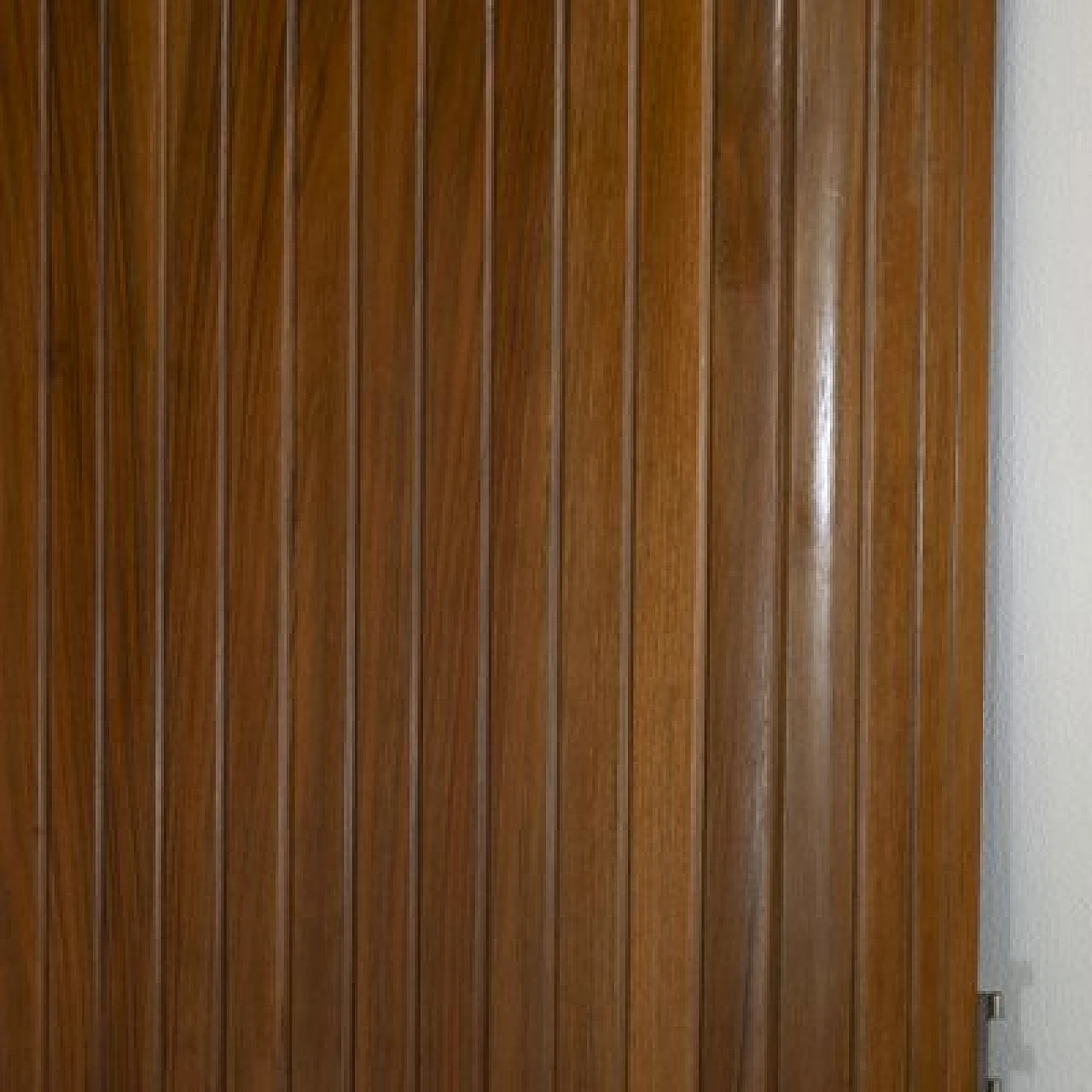 Pair of walnut panels in the style of Gio Ponti, 1960s 2