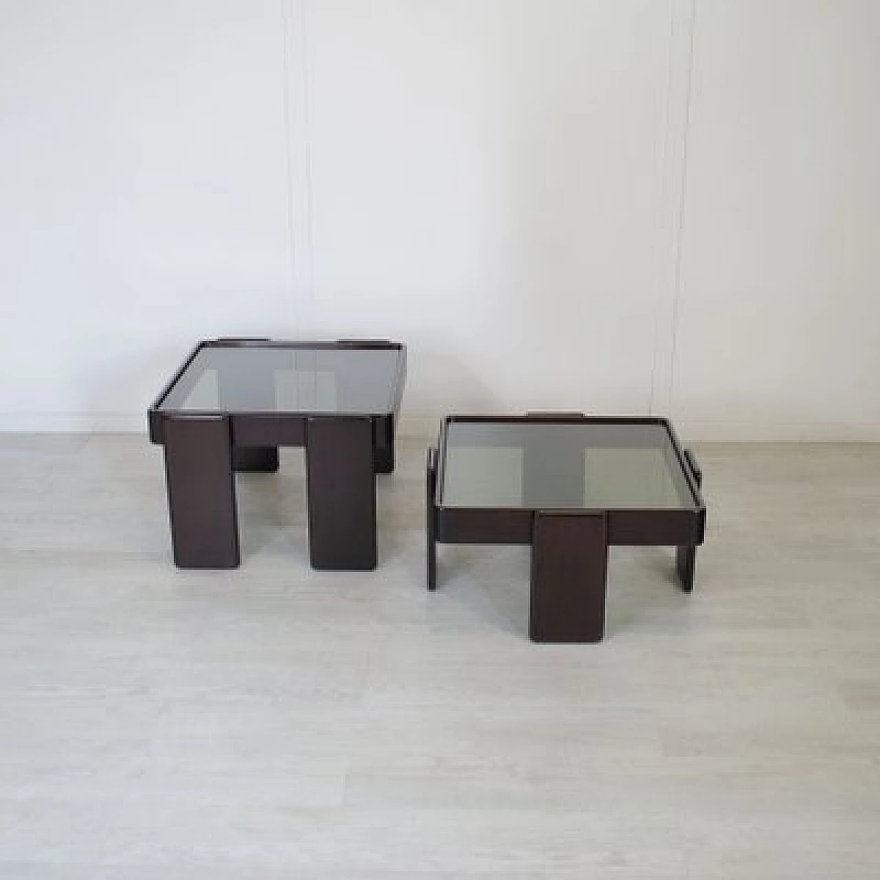 Pair of nesting coffee tables by G. Frattini for Cassina, 1960s 7