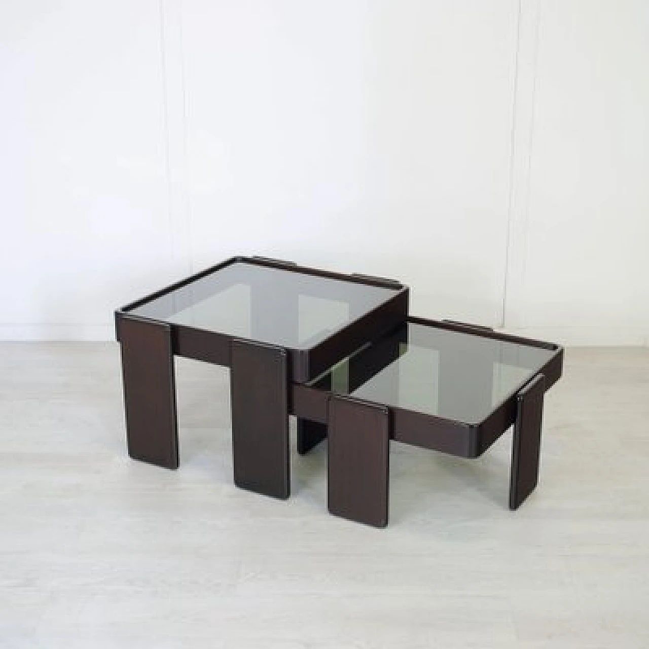 Pair of nesting coffee tables by G. Frattini for Cassina, 1960s 10