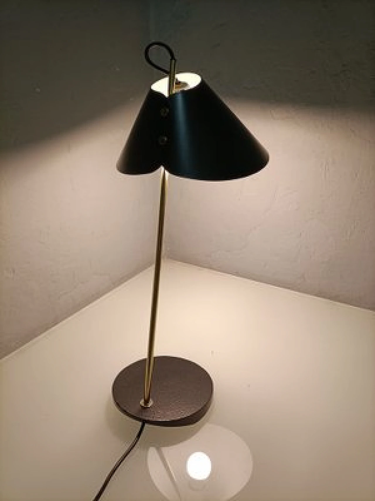 Table lamp in iron & brass by L. C. Dominioni for Azucena, 1990s 8