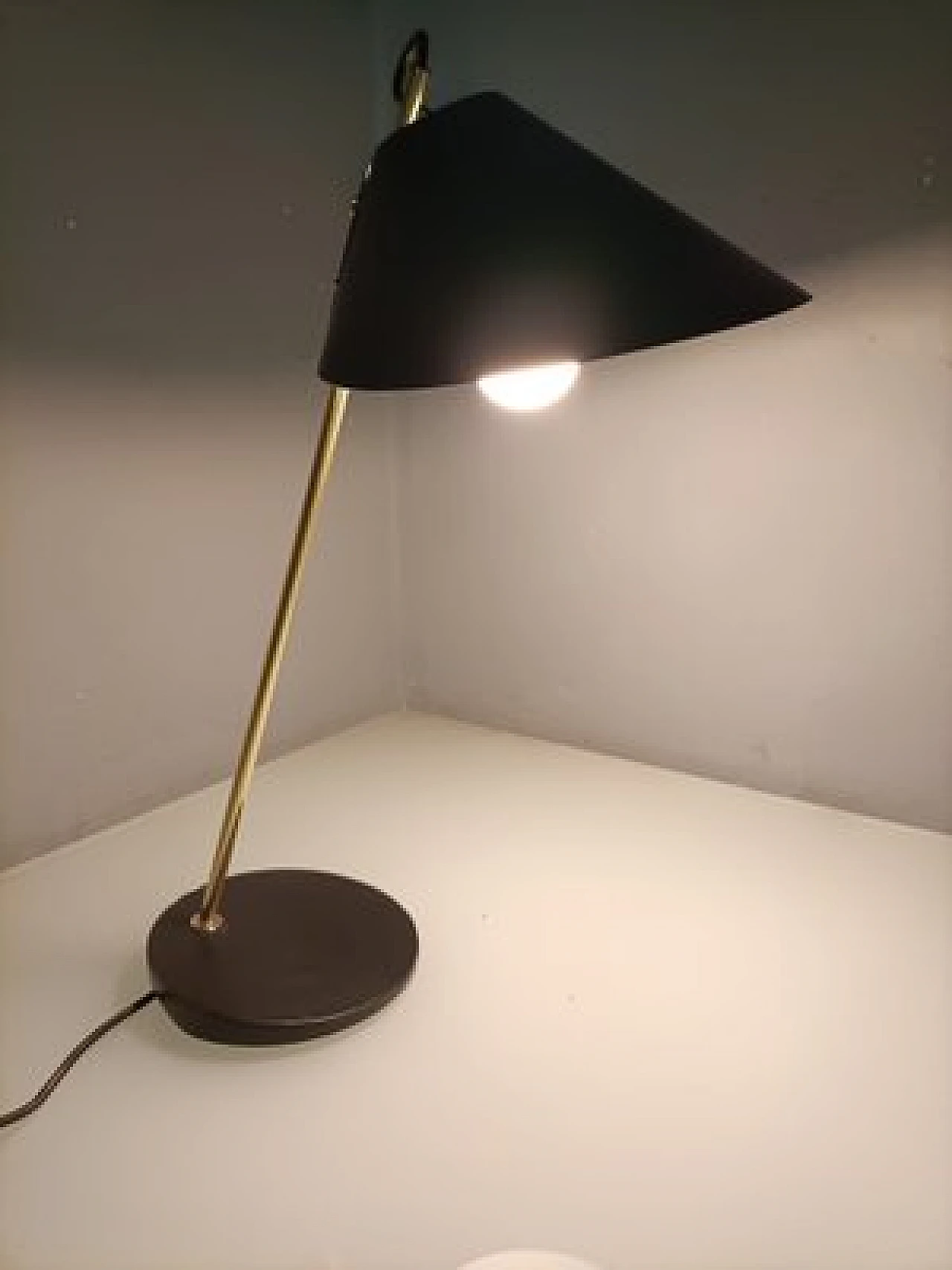 Table lamp in iron & brass by L. C. Dominioni for Azucena, 1990s 10