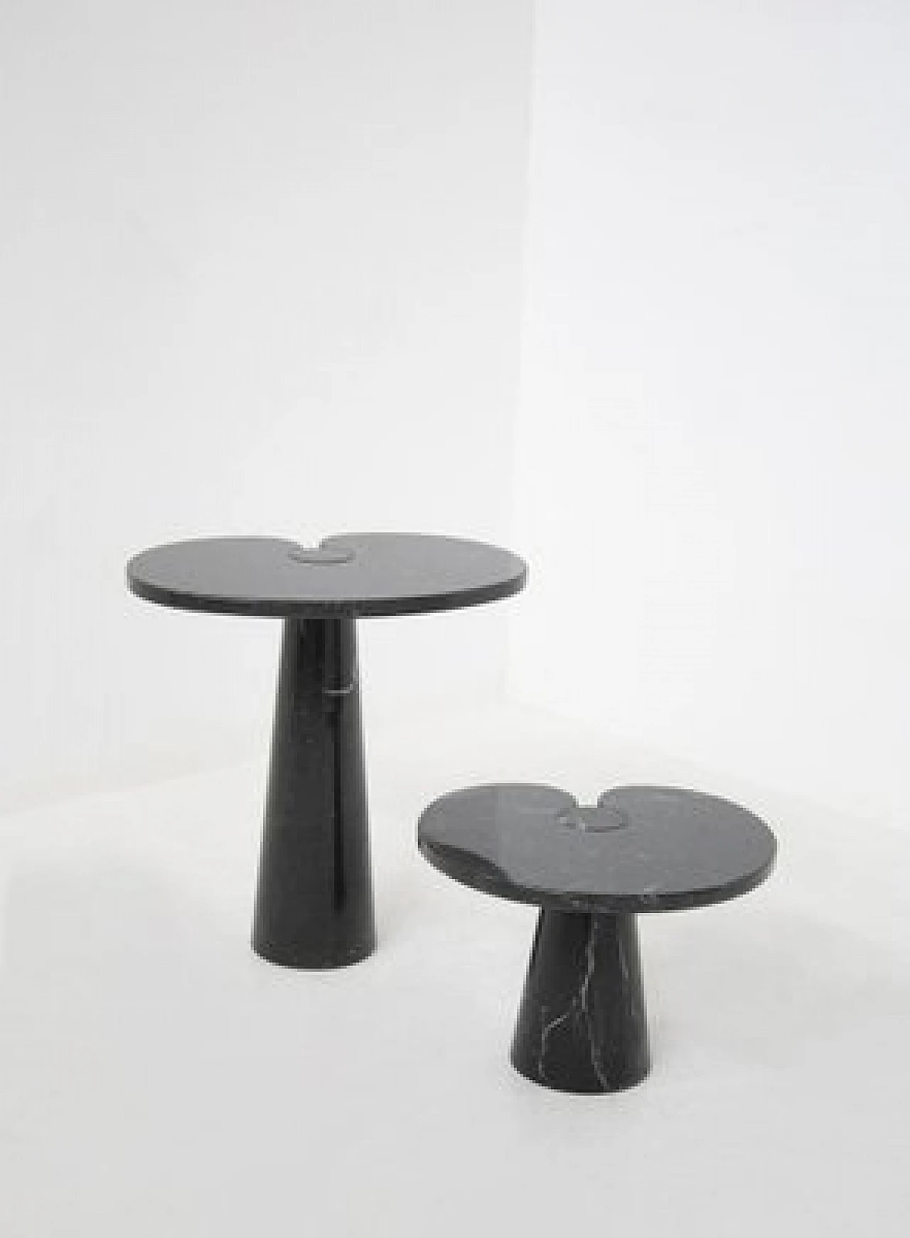 Pair of Eros marble tables by Angelo Mangiarotti for Skipper, 1980s 1