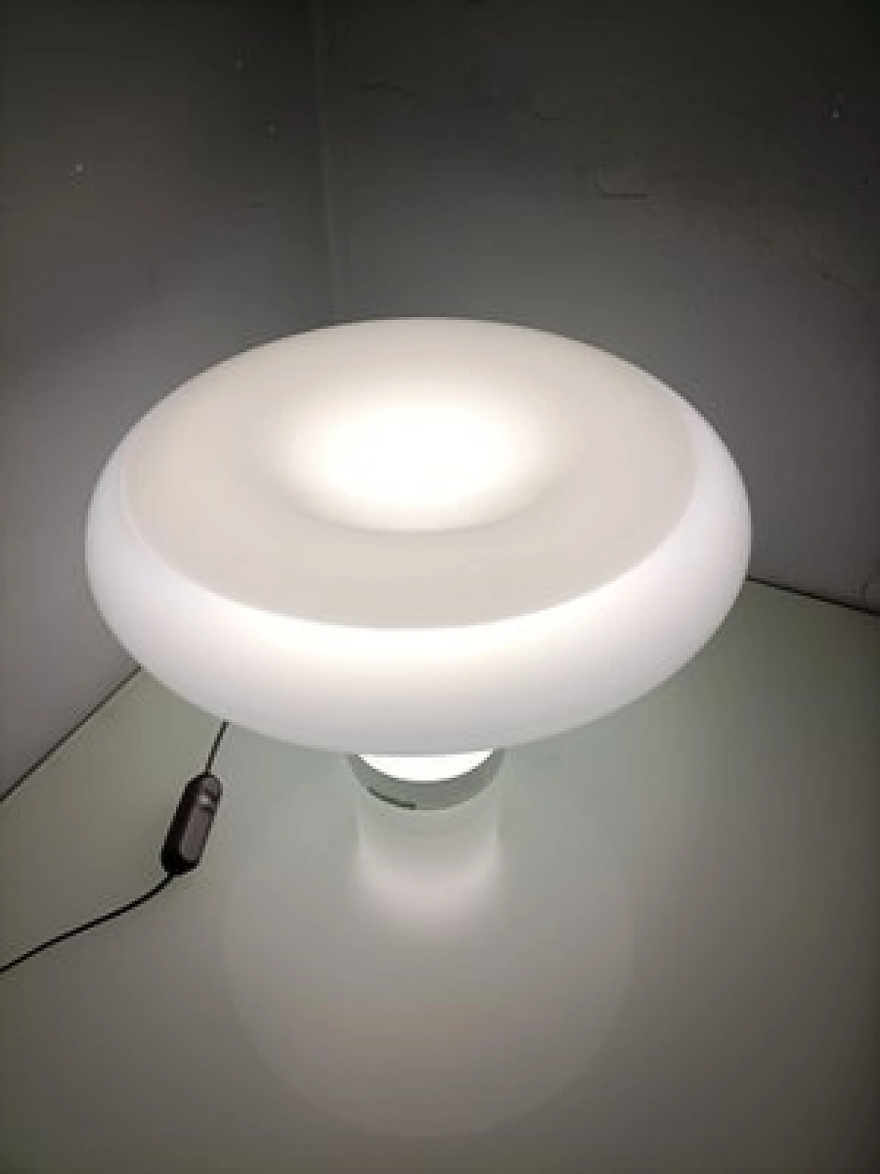 Lampada da tavolo Lesbo di A. Mangiarotti per Artemide, anni '90 6