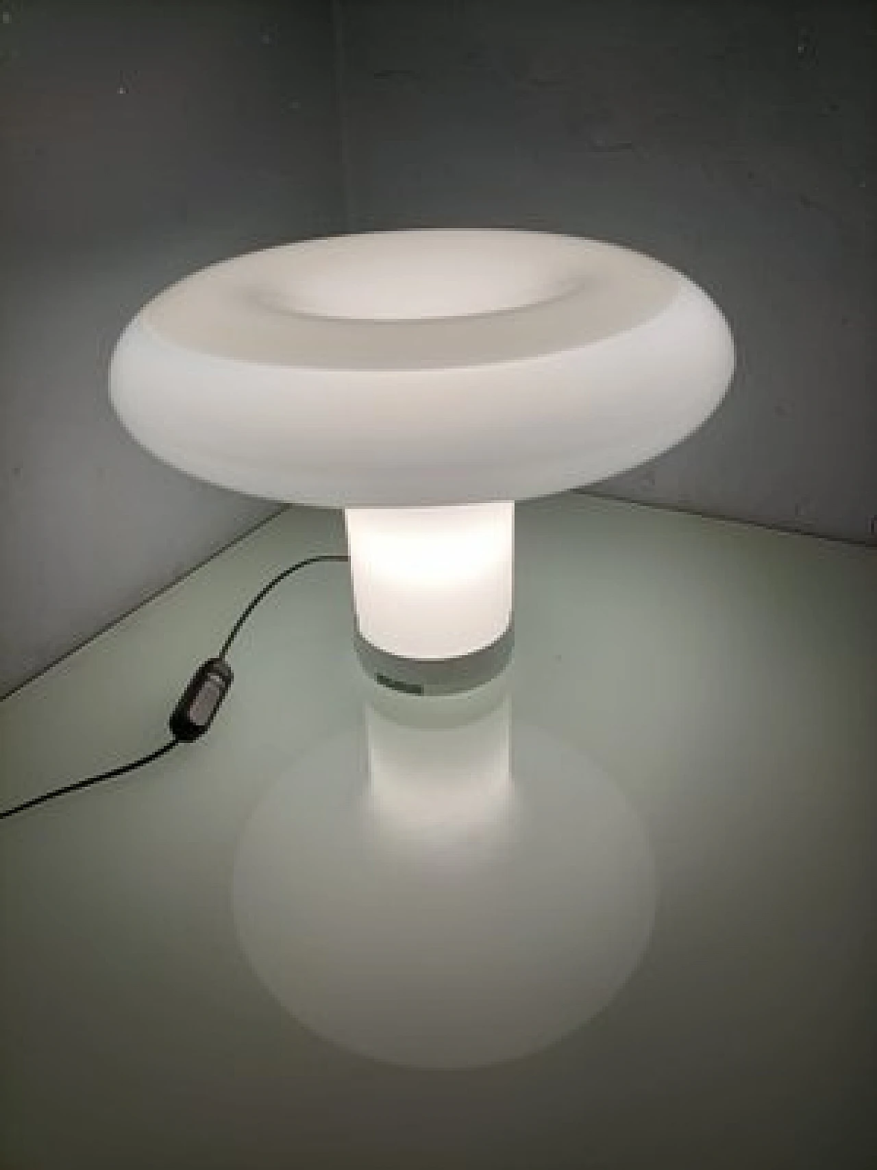 Lampada da tavolo Lesbo di A. Mangiarotti per Artemide, anni '90 14