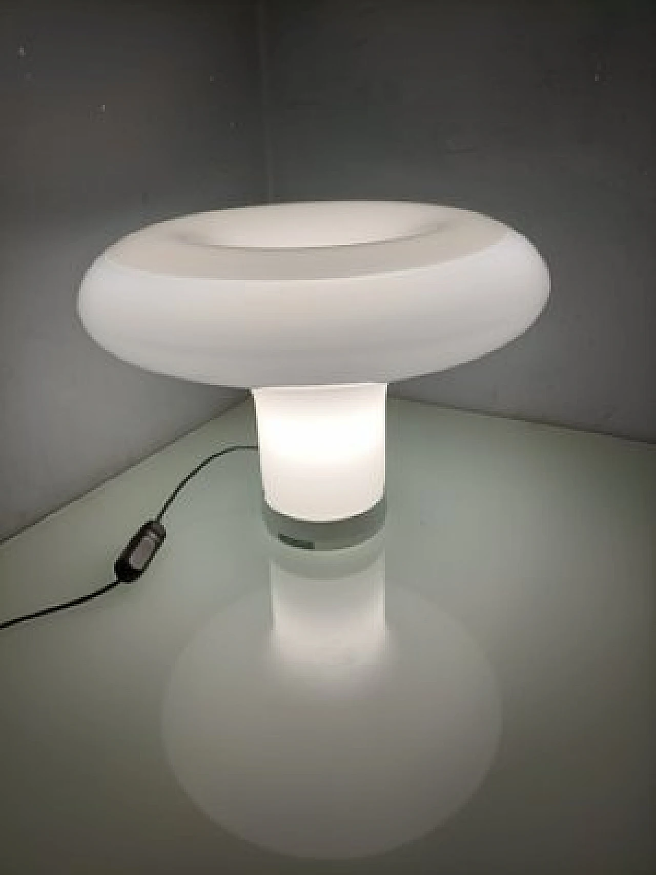 Lampada da tavolo Lesbo di A. Mangiarotti per Artemide, anni '90 19