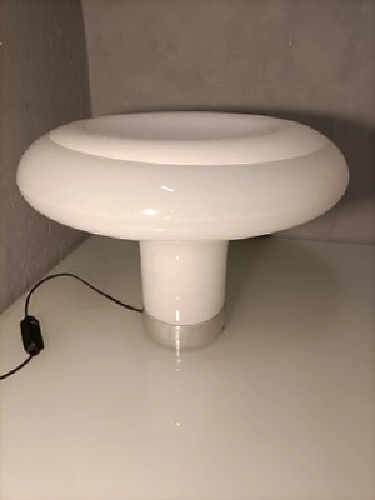 Lampada da tavolo Lesbo di A. Mangiarotti per Artemide, anni '90 25