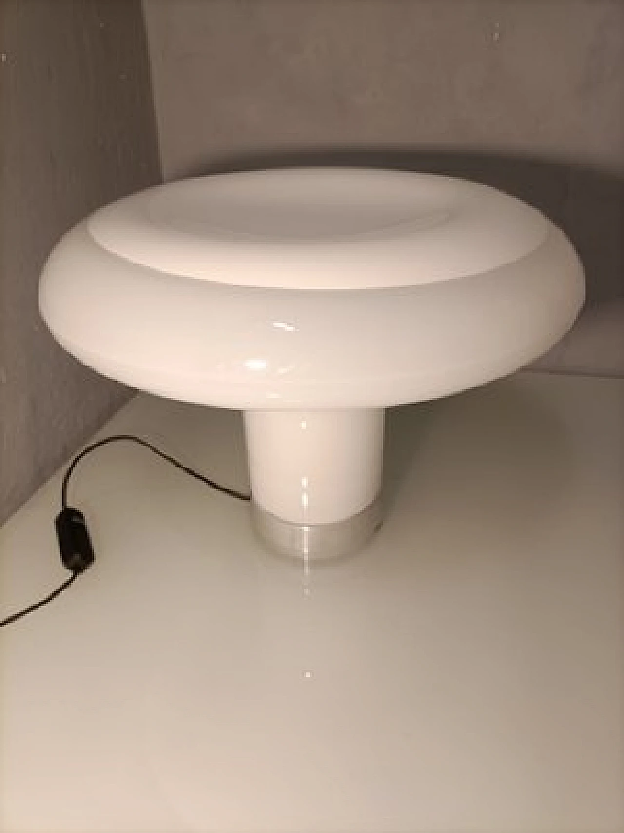 Lampada da tavolo Lesbo di A. Mangiarotti per Artemide, anni '90 27