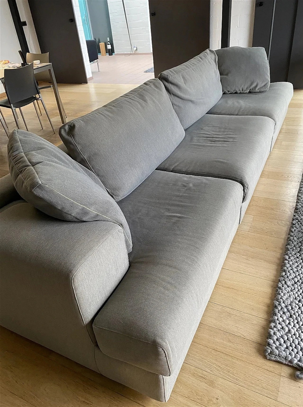 Miloe sofa by Piero Lissoni for Cassina 4