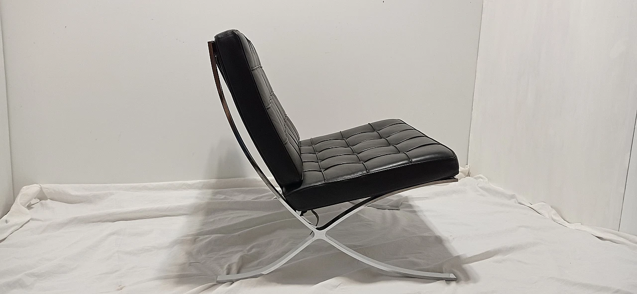 Barcelona armchair by L. Mies van der Rohe and L. Reich for Alivar 9