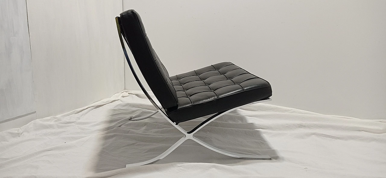 Barcelona armchair by L. Mies van der Rohe and L. Reich for Alivar 44