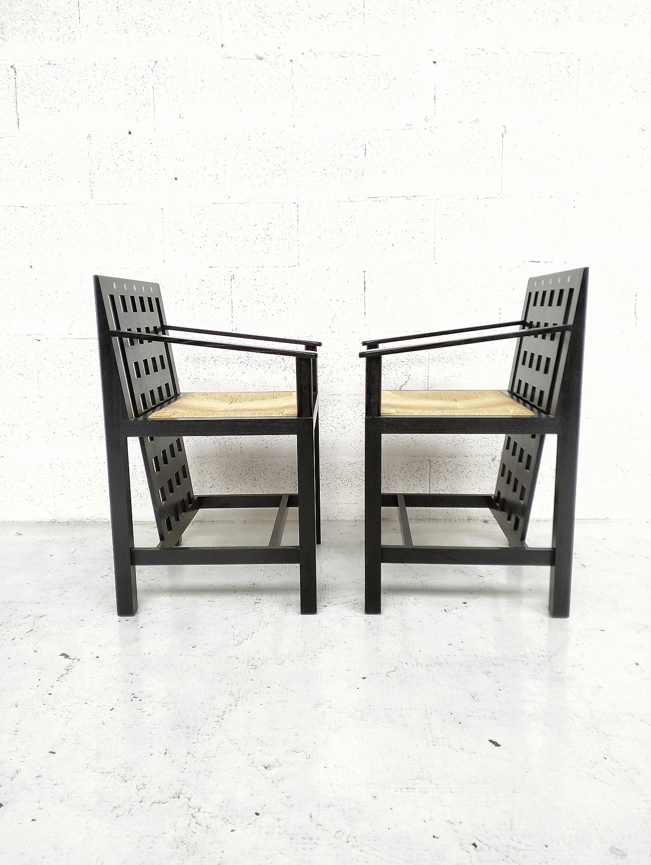 Pair of DS3 chairs by Charles Rennie Mackintosh for Cassina, 1970s 5