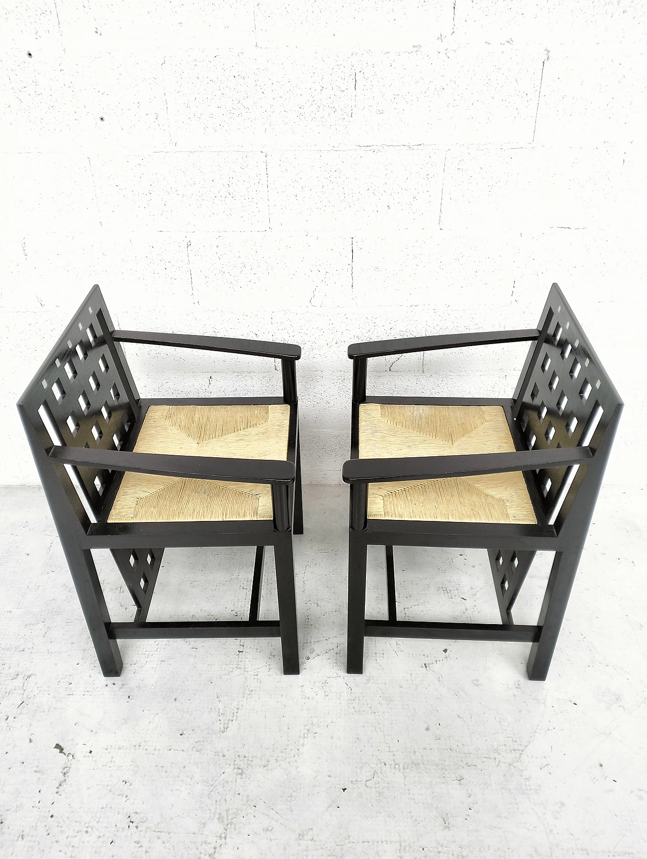 Pair of DS3 chairs by Charles Rennie Mackintosh for Cassina, 1970s 6