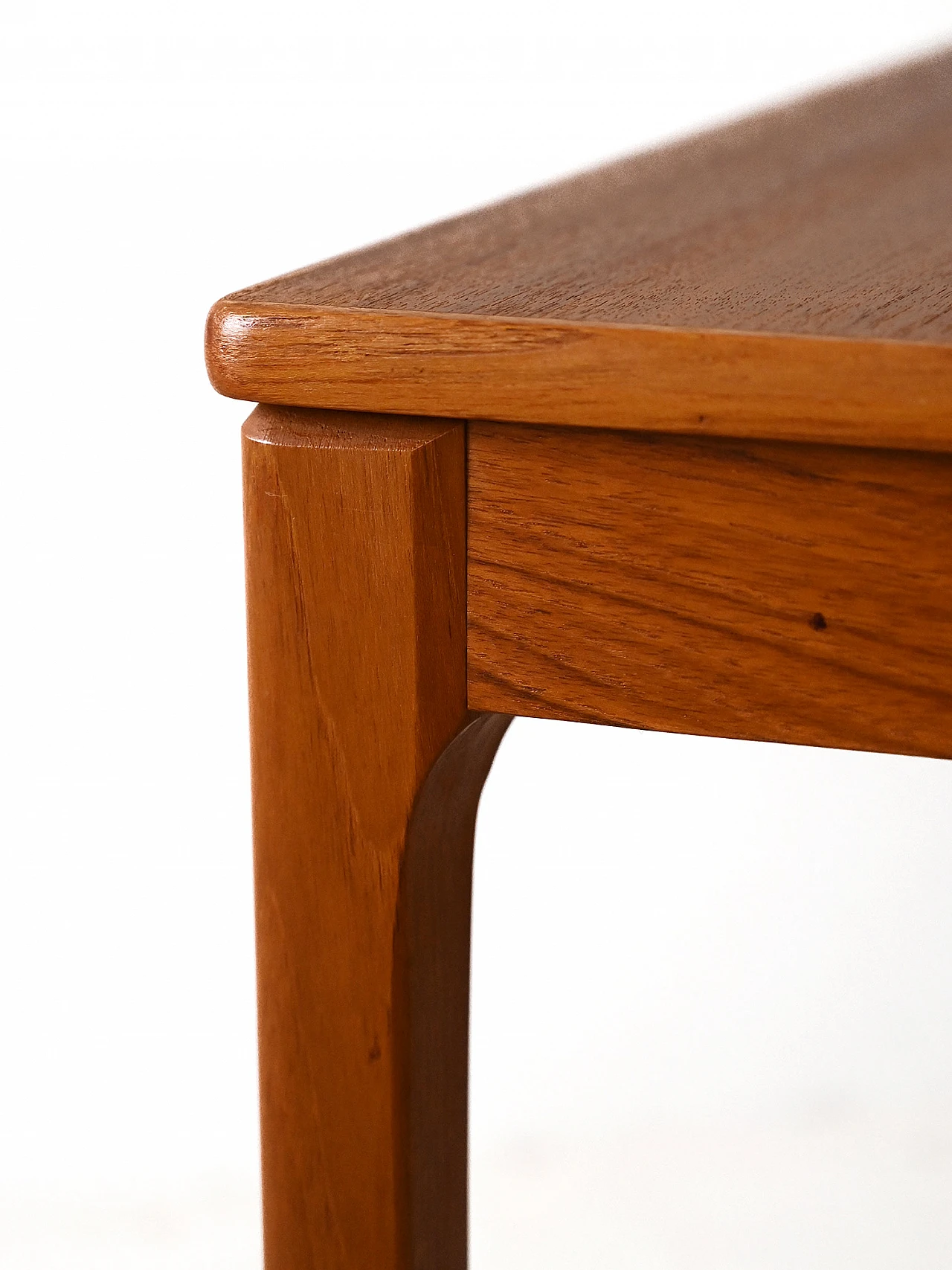 Pair of Scandinavian teak coffee tables, 1960s 5