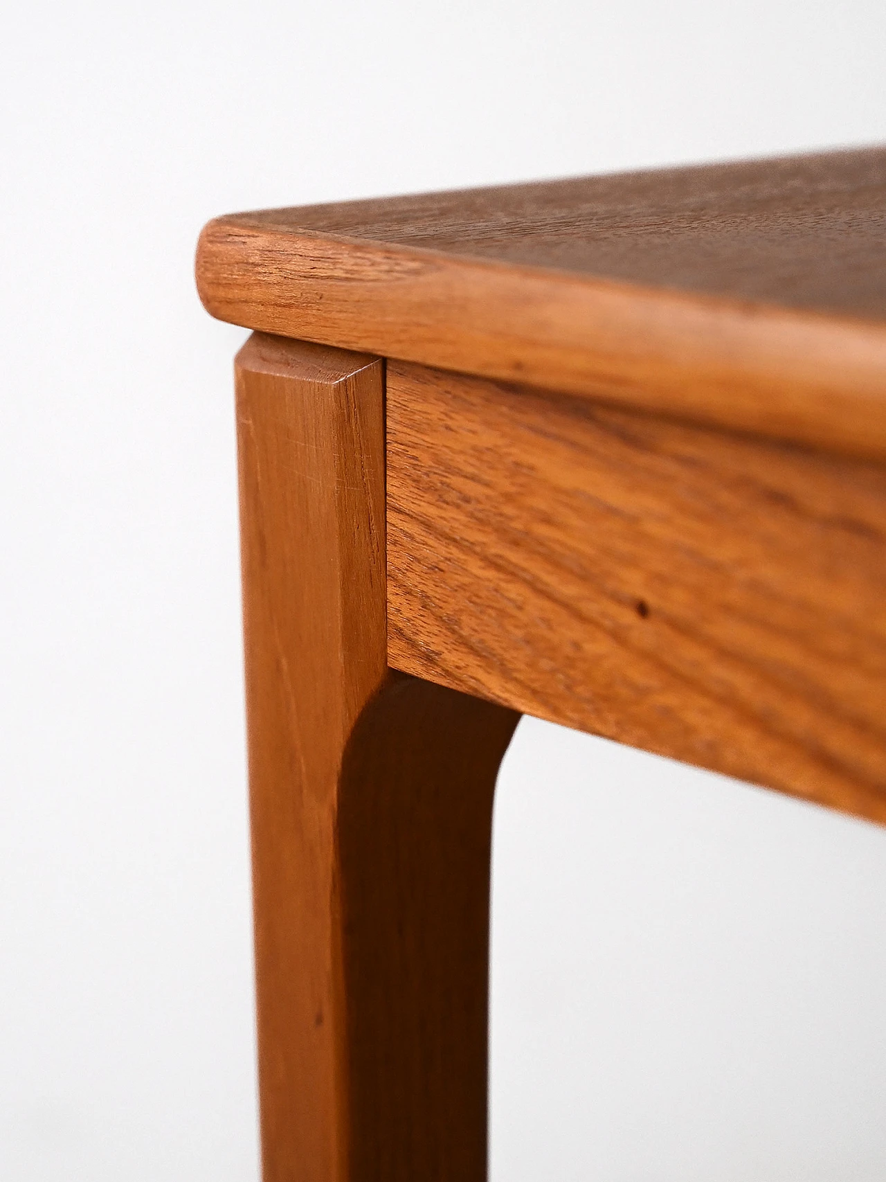 Pair of Scandinavian teak coffee tables, 1960s 7