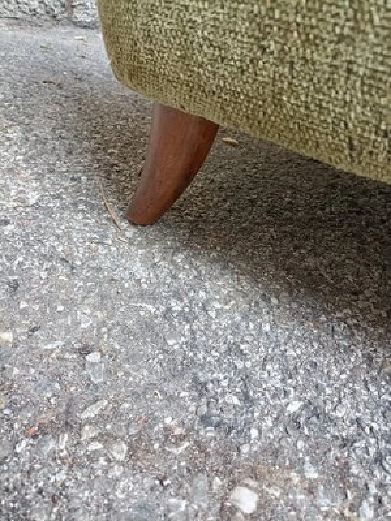 Green fabric armchair with wooden legs by Paolo Buffa, 1950s 4