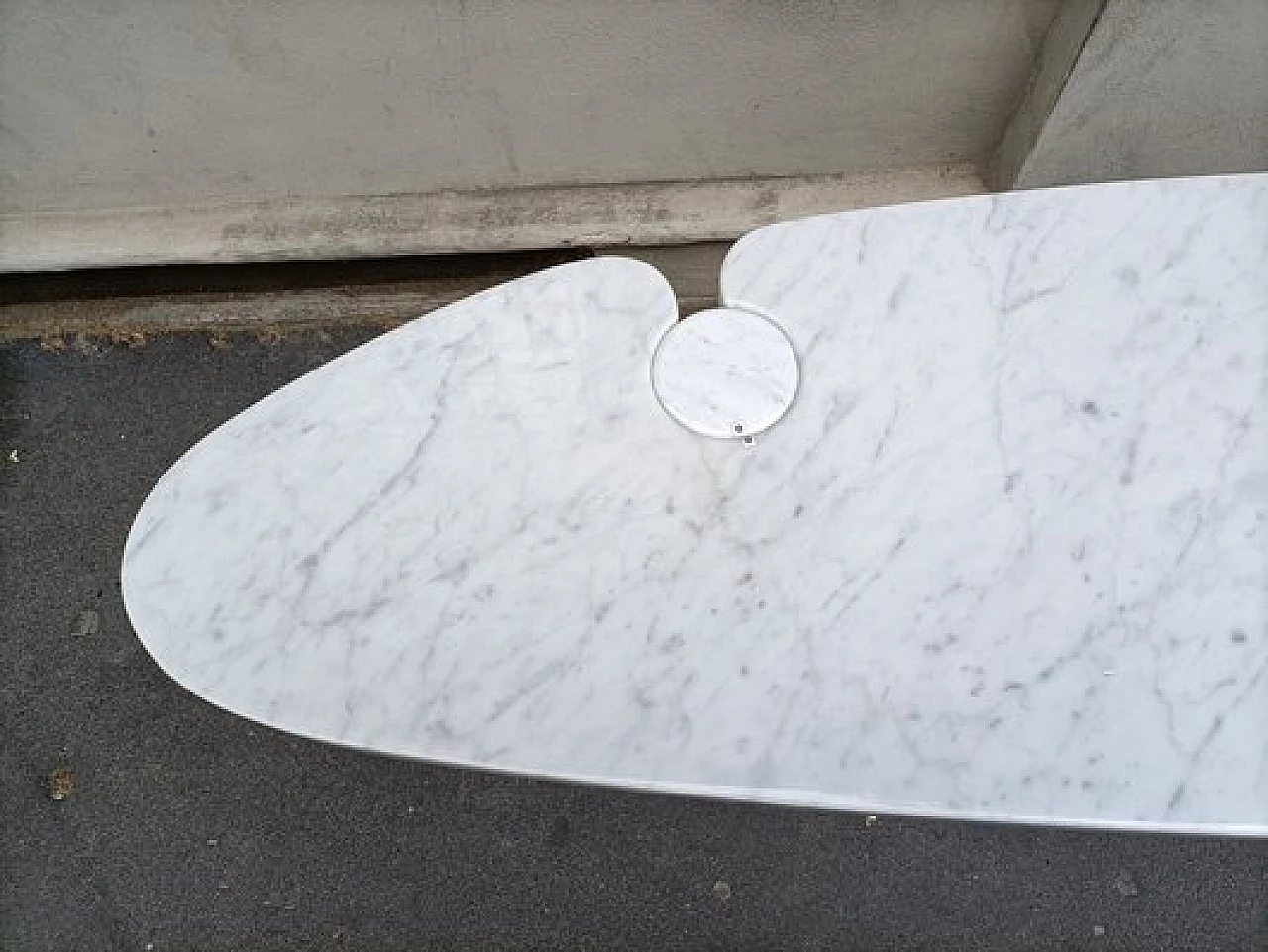 White marble Eros console by Angelo Mangiarotti for Skipper, 1990s 3