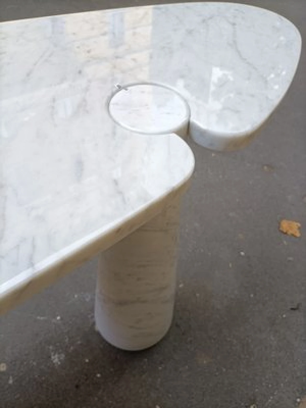 White marble Eros console by Angelo Mangiarotti for Skipper, 1990s 8