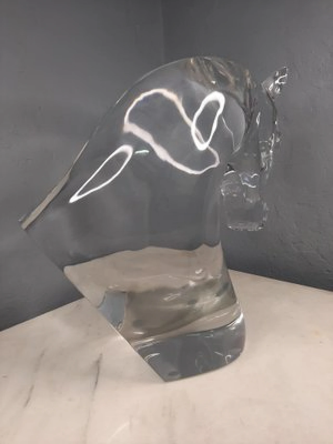 Scultura in cristallo di Lalique per la regina Elisabetta II, anni '60 6