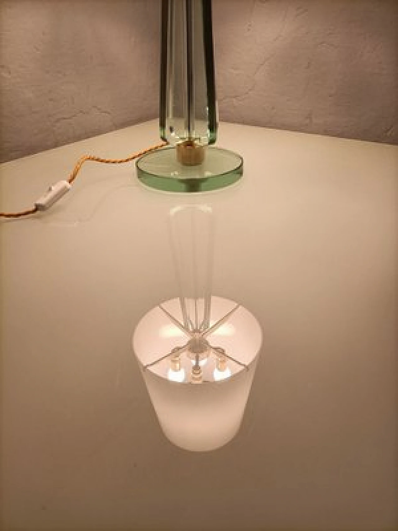 Lampada da tavolo in vetro di M. Ingrand per Fontana Arte, anni '50 15